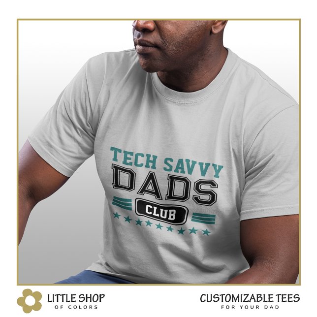 Camiseta Tech Savvy Dad Varsity Style Personalizable (Subido por el creador)