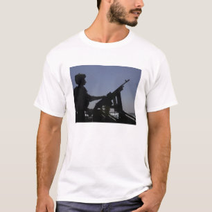 Camiseta Técnico que sirve una ametralladora M240 en Iraq