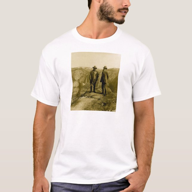 Camiseta Teddy Roosevelt y John Muir en el punto del (Anverso)