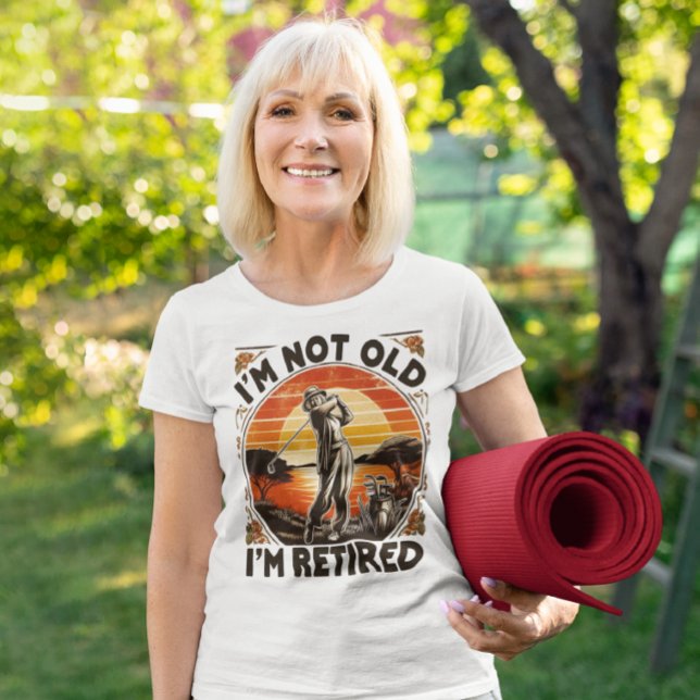 Camiseta Tee de la actitud de retiro inagotable (Subido por el creador)