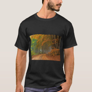 Camiseta Tee de la escena del bosque de Otoño Dorado