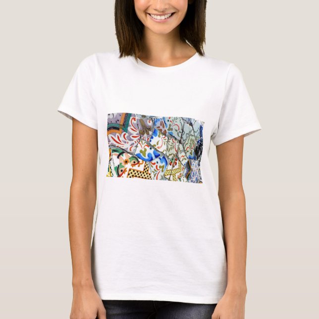 Camiseta Tejas de mosaico de Guell del parque de Gaudi (Anverso)