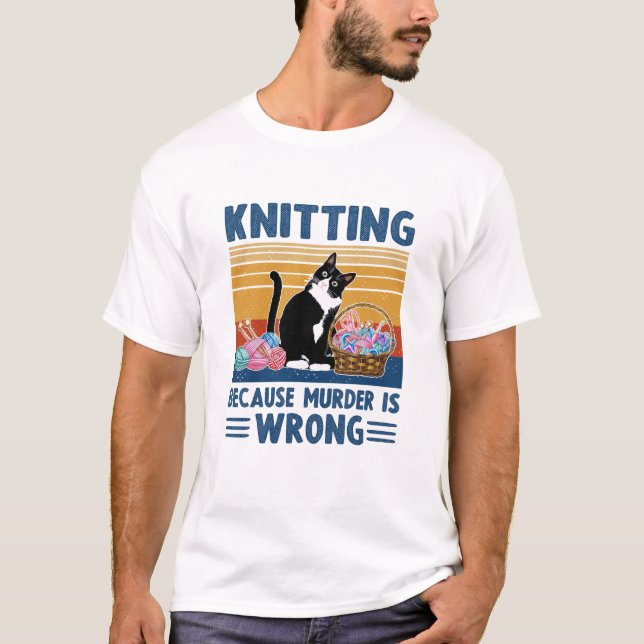Camiseta tejiendo porque el asesinato está mal, gato negro, (Anverso)