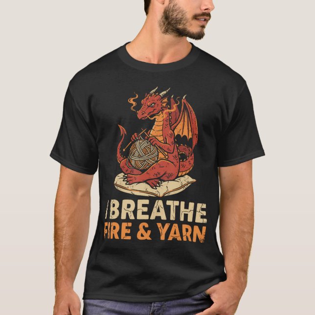 Camiseta Tejo Fuego E Hilo Dragón Tejiendo (Anverso)