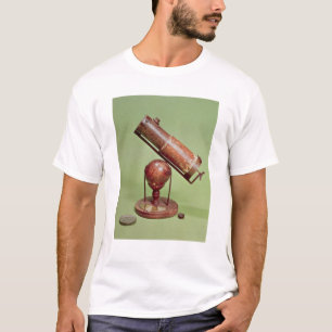 Camiseta Telescopio que pertenece a sir Isaac Newton 1671