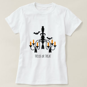 Camiseta Tema de Halloween con candelabro de murciélago