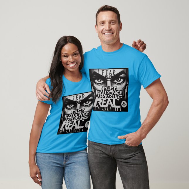 Camiseta TEMOR A que la evidencia falsa parezca real (Unisexo)