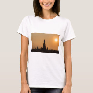 Camiseta Templo Wat Arun Silhouette Tailandia al sol