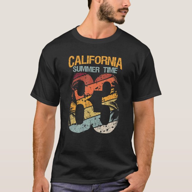 Camiseta Temporada 83 del verano en California Surfing Beac (Anverso)
