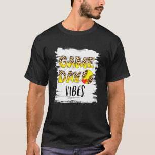 Camiseta Temporada de Softbol Vibes de Bleached Sofball Gam