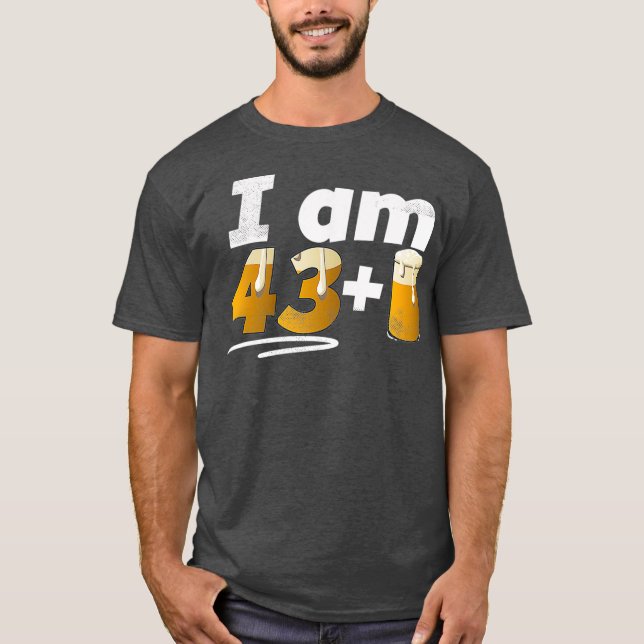 Camiseta Tengo 43 años de vida de la cerveza (Anverso)