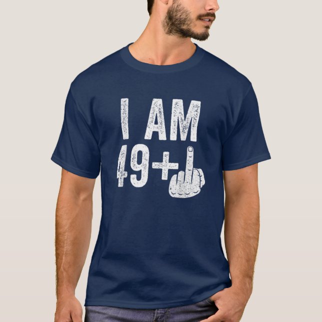 Camiseta Tengo 49 Más Dedo Medio 50 Años (Anverso)