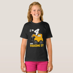 Camiseta Tengo 4 años y lo estoy cavando