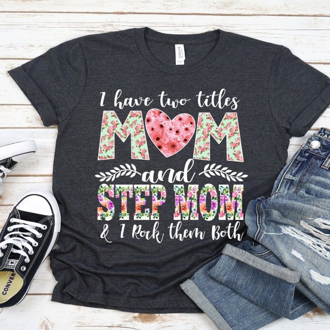 Camiseta Tengo dos títulos, mamá y mamá los rocío (Subido por el creador)