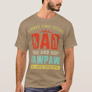 Camiseta Tengo dos títulos papá y el Día del Padre gracioso