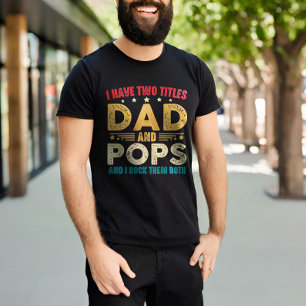 Camiseta Tengo dos títulos, papá y papas, el divertido día