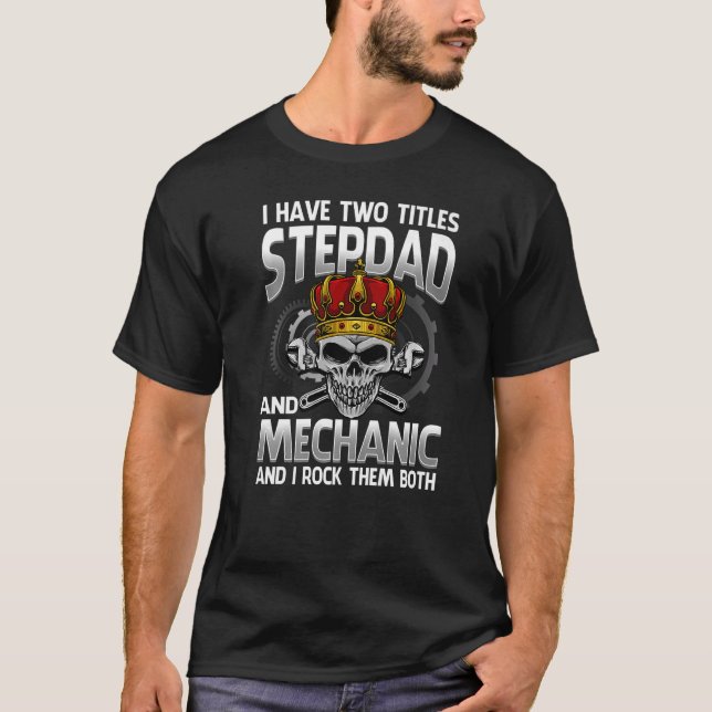 Camiseta Tengo Dos Títulos Stepdad Y Mecánica Y Rocío (Anverso)