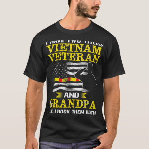 Camiseta Tengo Dos Títulos Veterano De Vietnam Y Abuelo Ro