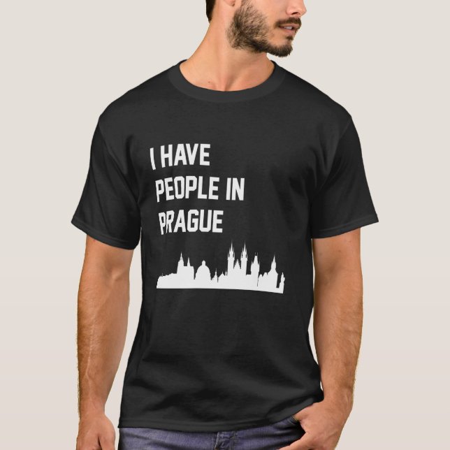 Camiseta Tengo gente en Praga República Checa (Anverso)