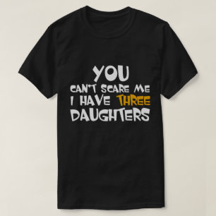 Camiseta Tengo regalo del día de tres padres de las hijas