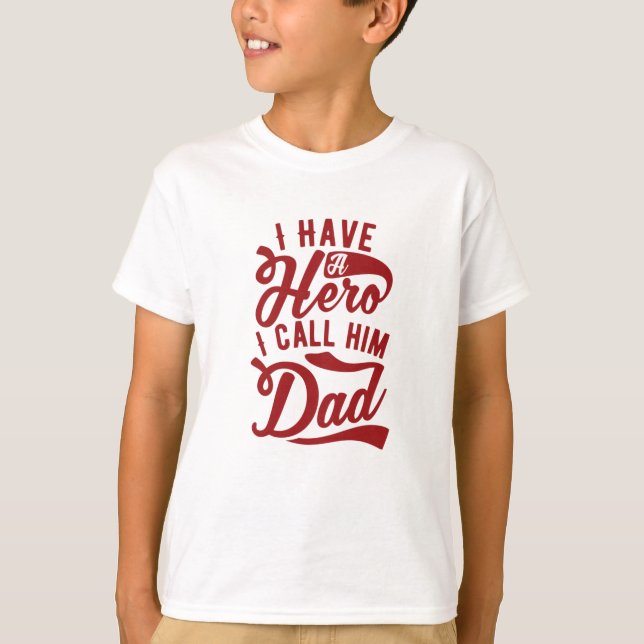 Camiseta Tengo Un Héroe (Anverso)