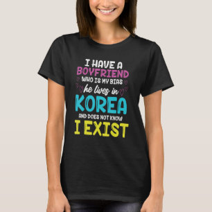 Camiseta Tengo un novio que vive en Corea que no sabe