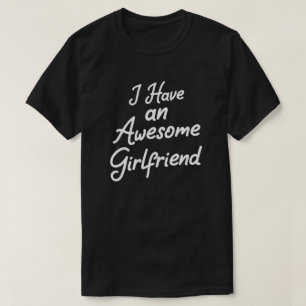 Camiseta Tengo Una Maravillosa Novia El día de San Valent