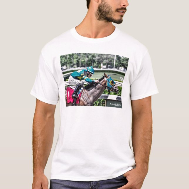 Camiseta Terciopelo rojo con el Jr. de Irad Ortiz (Anverso)