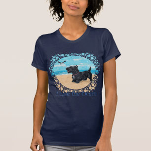 Camiseta Terrier escocés afable en la playa
