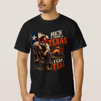 Camiseta Terror de Motosierra Halloween Él es de Texas