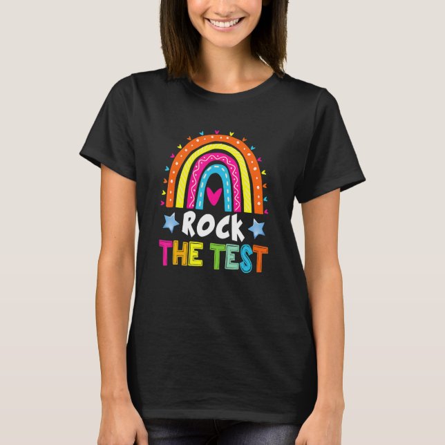 Camiseta Test Day Rock The Test Teacher Rainbow Testing Da (Anverso)