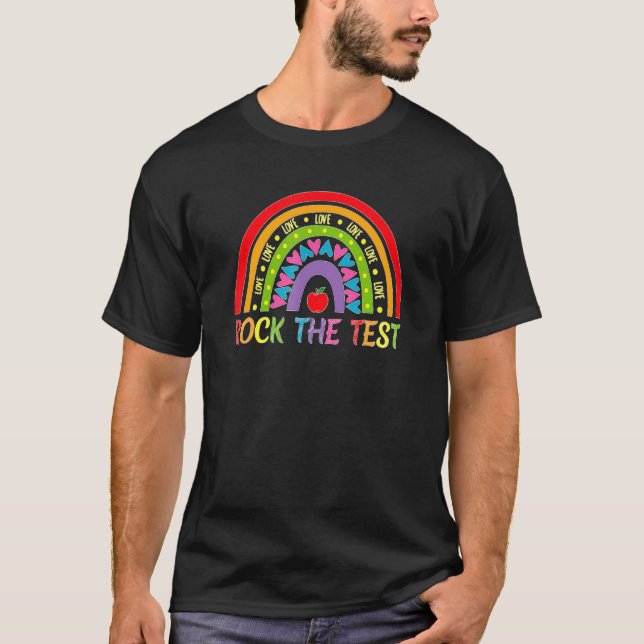 Camiseta Test Day Rock The Test Teacher Rainbow Testing Da (Anverso)