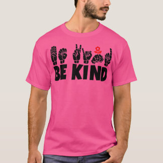Camiseta Texto BE KIND y diseño ASL en blanco y negro 6