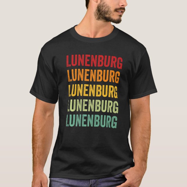 Camiseta Texto del arcoiris del condado de Lunenburg, Virgi (Anverso)