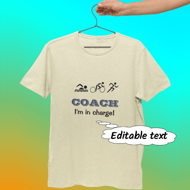 Camiseta Texto del entrenador de triatlón deportivo diverti (This option: natural t-shirt color with navy 'COACH' text)