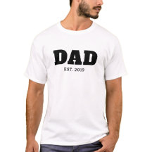Texto en negro y blanco en negrita Año Est Papá