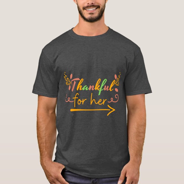 Camiseta thanksgiving eating team her and him more than a c (Anverso)