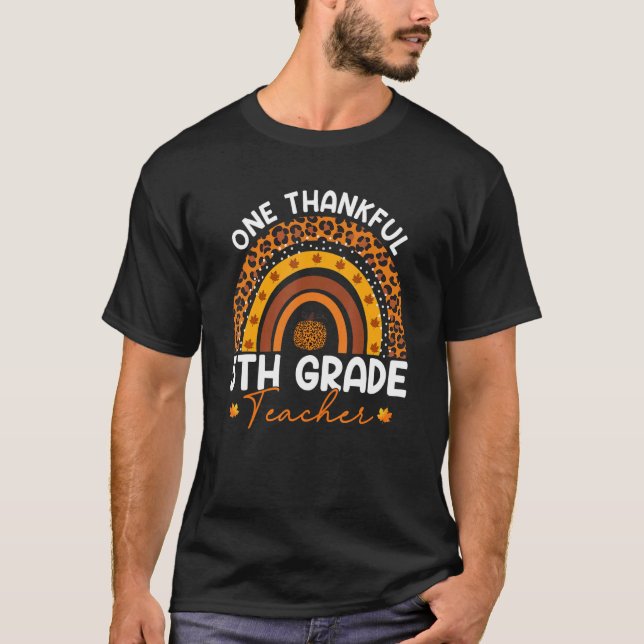 Camiseta Thanksgiving Rainbow Leopard One Thankful 5th Grad (Anverso)
