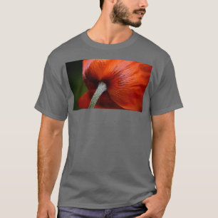 Camiseta The Back of a Poppy