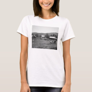 Camiseta The Haylie Ranch, Crook County, Wyoming, c.1890 (b