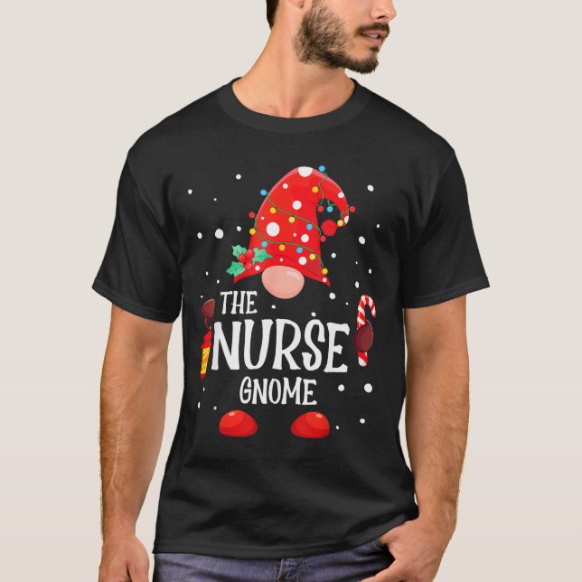 Camiseta The Nurse Gnome Matching Family Christmas Gnome Pa (Anverso)