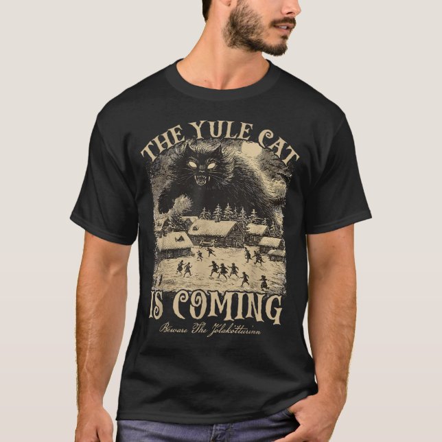Camiseta The Yule Cat Is Coming Icelandic Christmas Cat Mom (Anverso)