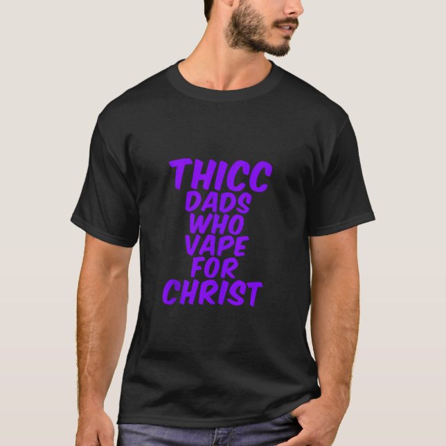 Camiseta THICC DIO A QUIÉN VAPÓ POR chiste meme gracioso CR (Anverso)