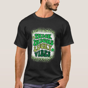 Camiseta Thick Thighghts Lucky Vibes Leopard Happy St Patri