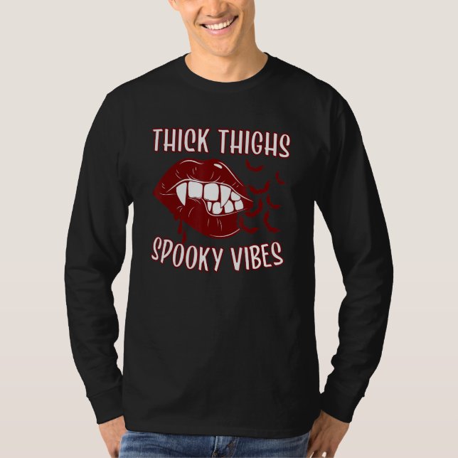 Camiseta Thick Thighs And Spooky Vibes Vampire Women Bat Li (Anverso)