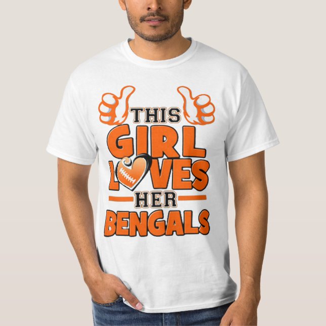Camiseta This Girl Loves Her Bengals (Anverso)