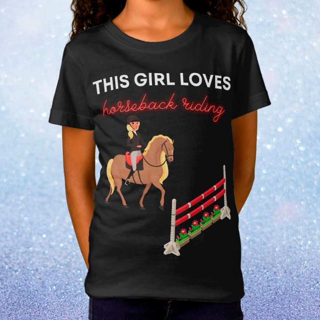 Camiseta This Girl Loves Horseback Riding (Subido por el creador)