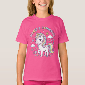 Camiseta This is a T-shirt with a cute unicorn.