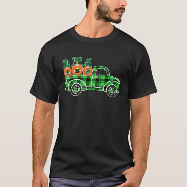 Camiseta Three Gnome Truck Buffalo Plaid Happy St Patrick's (Anverso)