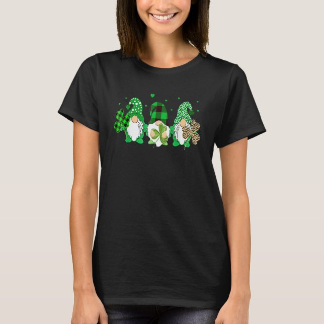 Camiseta Three Gnomes Holding Shamrock Leopard Plaid St Pat (Anverso)